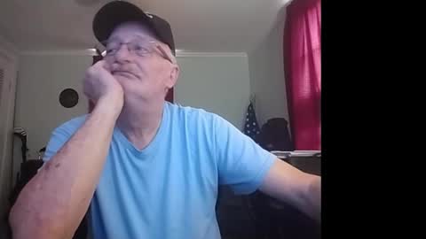 Snapshot of kabriggs136 chatting on October 4, 9:45 pm kabriggs136 online show from October 4, 9:45 pm