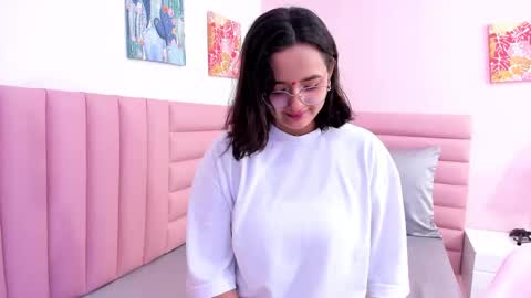 Kyelie online show from October 7, 8:16 pm