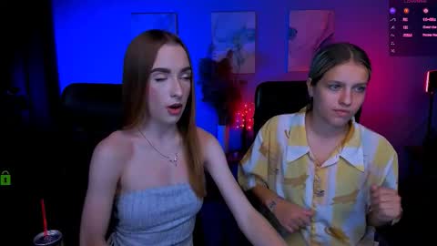 kaela_spell_ online show from November 16, 8:11 pm