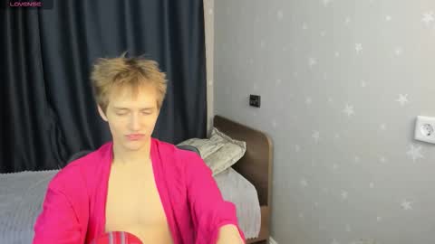 Kai online show from February 10, 7:28 pm