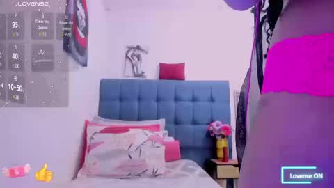 Snapshot of kaidy_wish chatting on September 23, 9:32 pm kaidy_wish online show from September 23, 9:32 pm