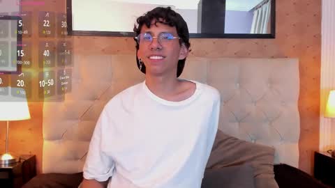 kai online show from April 3, 3:46 am