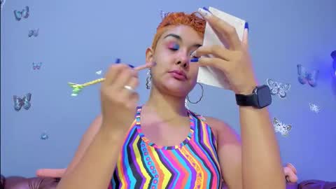 kaira_mosse_ online show from February 4, 11:58 am