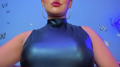 kaira_mosse_ online show from April 19, 6:10 pm