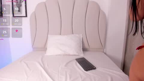 Snapshot of kaity_layne chatting on February 11, 2:14 am Kaity Lane online show from February 11, 2:14 am
