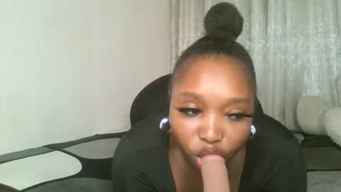 kakey love online show from November 19, 4:23 am