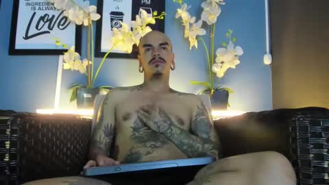 Snapshot of kaletattoos chatting on September 15, 11:55 am Kale online show from September 15, 11:55 am