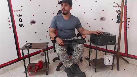 Kaleth online show from October 2, 7:12 pm