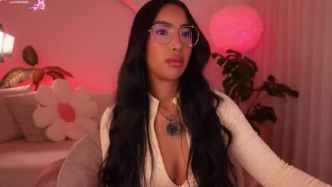 Snapshot of kali_hiill chatting on October 4, 6:55 am Sweet Kali online show from October 4, 6:55 am