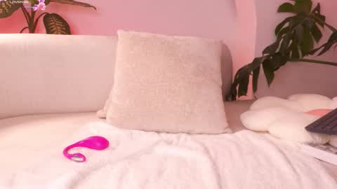 Snapshot of kali_hiill chatting on September 18, 9:13 am Sweet Kali online show from September 18, 9:13 am