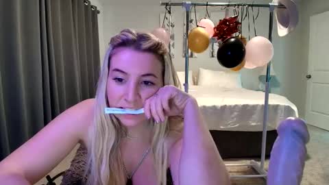 Kaliii jones online show from January 5, 5:27 pm