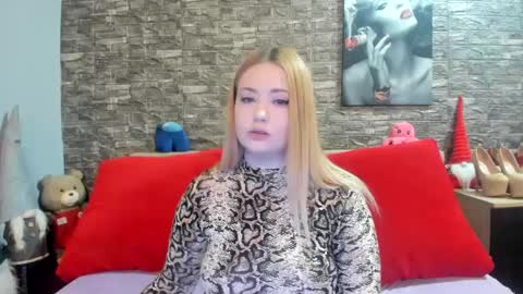 kalindahot online show from October 7, 6:15 pm