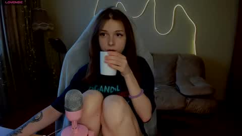 Kami mur online show from February 23, 12:16 pm