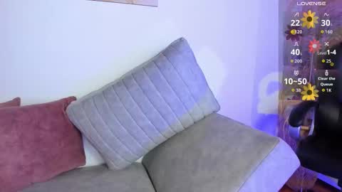 kamila_flower online show from December 3, 1:23 pm