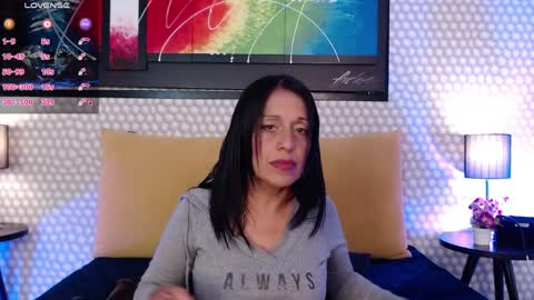 Kami online show from April 5, 8:39 pm