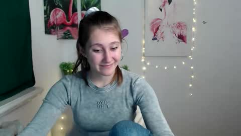 Snapshot of kamilla_love_ chatting on October 7, 12:45 pm kamilla_love_ online show from October 7, 12:45 pm