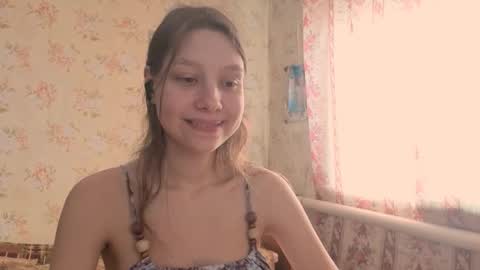 Mari  Simmons online show from October 20, 7:13 am