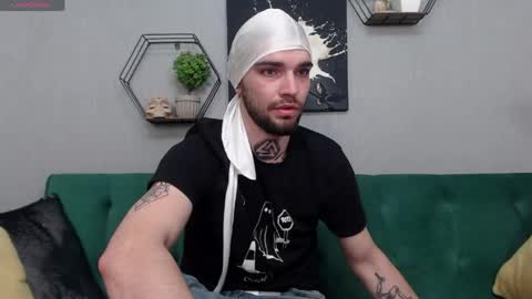 Kane online show from April 15, 7:58 pm