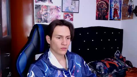 andres online show from March 1, 6:21 pm