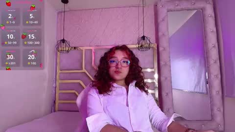 Snapshot of kanela_miller_ chatting on September 30, 1:32 pm Cami online show from September 30, 1:32 pm