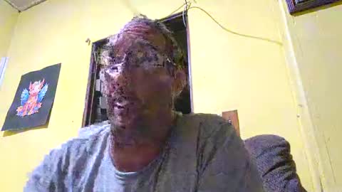 Snapshot of kansasfarmer1 chatting on October 7, 12:39 am kansasfarmer1 online show from October 7, 12:39 am