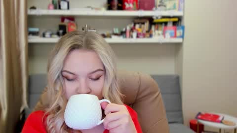 Kara. Off from 15th till 24th of December online show from February 6, 11:07 pm