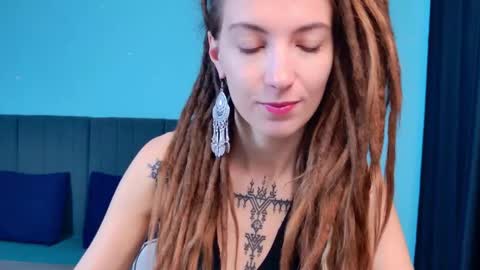 Kara online show from November 20, 8:02 am