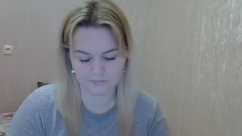 Snapshot of karennelsonx chatting on February 19, 12:00 pm karennelsonx online show from February 19, 12:00 pm
