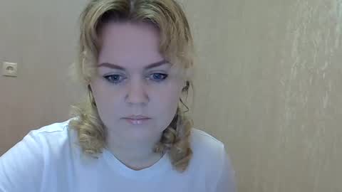 Snapshot of karennelsonx chatting on February 26, 12:16 pm karennelsonx online show from February 26, 12:16 pm
