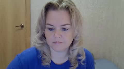 Snapshot of karennelsonx chatting on September 28, 8:56 am karennelsonx online show from September 28, 8:56 am