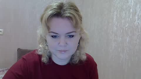 Snapshot of karennelsonx chatting on February 27, 7:41 am karennelsonx online show from February 27, 7:41 am
