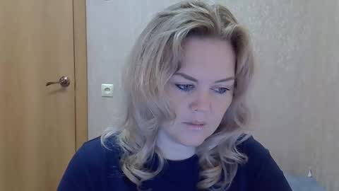 Snapshot of karennelsonx chatting on October 13, 6:59 am karennelsonx online show from October 13, 6:59 am