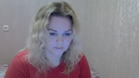 Snapshot of karennelsonx chatting on March 2, 11:18 am karennelsonx online show from March 2, 11:18 am