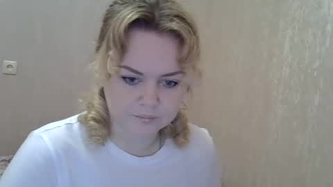 Snapshot of karennelsonx chatting on February 26, 9:12 am karennelsonx online show from February 26, 9:12 am
