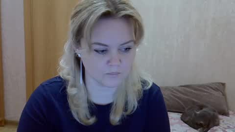 Snapshot of karennelsonx chatting on March 9, 7:15 pm karennelsonx online show from March 9, 7:15 pm