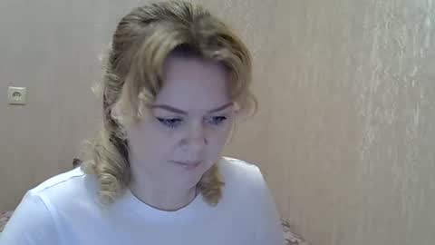 Snapshot of karennelsonx chatting on February 26, 3:21 pm karennelsonx online show from February 26, 3:21 pm