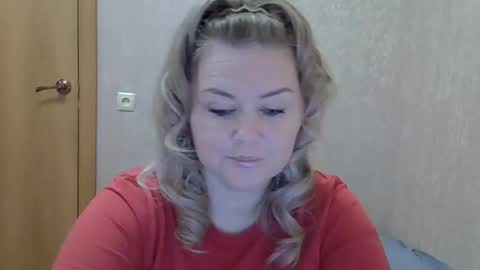 karennelsonx online show from November 20, 12:37 pm