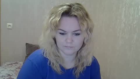Snapshot of karennelsonx chatting on February 20, 12:25 pm karennelsonx online show from February 20, 12:25 pm