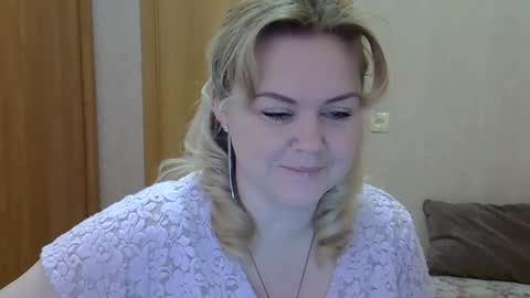 Snapshot of karennelsonx chatting on March 10, 12:17 pm karennelsonx online show from March 10, 12:17 pm