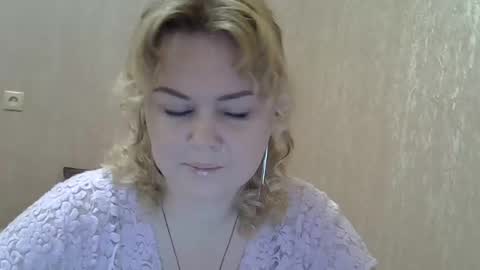 Snapshot of karennelsonx chatting on February 25, 3:42 pm karennelsonx online show from February 25, 3:42 pm