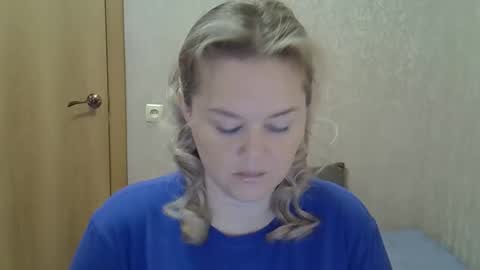 Snapshot of karennelsonx chatting on October 16, 9:20 am karennelsonx online show from October 16, 9:20 am