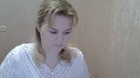 Snapshot of karennelsonx chatting on February 3, 10:47 am karennelsonx online show from February 3, 10:47 am