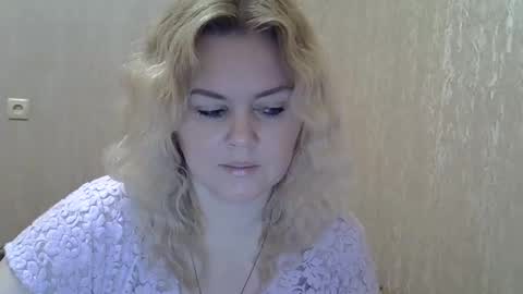 Snapshot of karennelsonx chatting on February 13, 6:05 pm karennelsonx online show from February 13, 6:05 pm