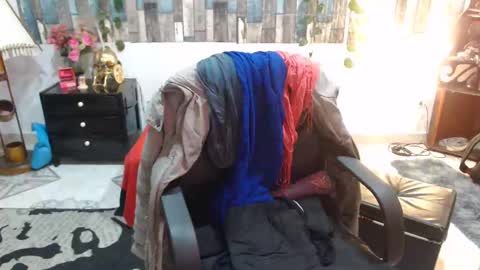 Snapshot of karima_sarabe chatting on September 22, 10:03 pm karima_sarabe online show from September 22, 10:03 pm