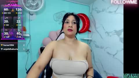 Snapshot of karime_sexygirl chatting on September 20, 11:35 am Karime online show from September 20, 11:35 am