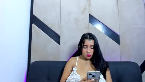 Snapshot of karina_aurora chatting on March 2, 9:53 am karina_aurora online show from March 2, 9:53 am