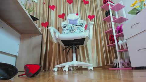 Snapshot of karinadiaz69 chatting on February 16, 5:59 am KARINA online show from February 16, 5:59 am