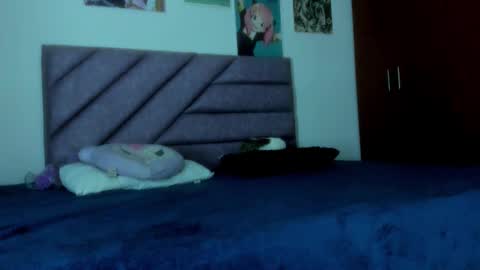 Snapshot of karinna__raven chatting on October 9, 1:22 am KARINNA RAVEN online show from October 9, 1:22 am