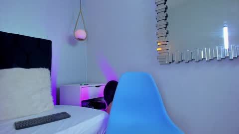 Karinna online show from February 1, 2:24 pm