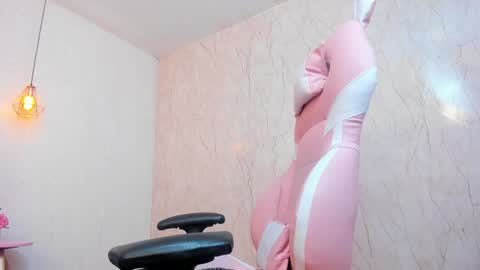 Karinna online show from December 30, 7:53 pm